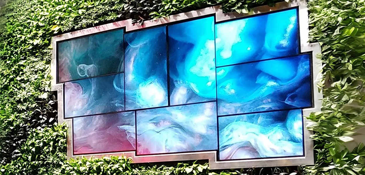artistic video wall with multiple screens in diffrent layouts
