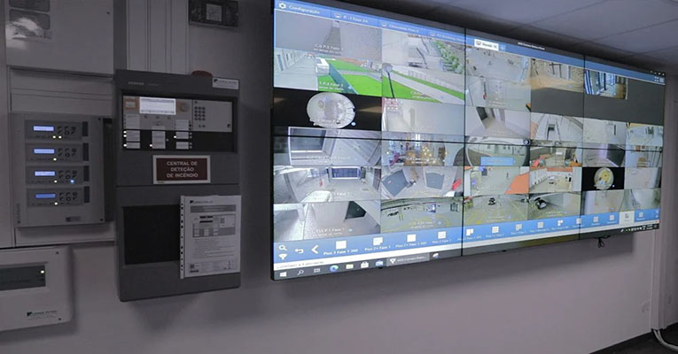 Video wall displaying live camera footage in security operations control room in Portugal's World of Wine managed by Userful's platform